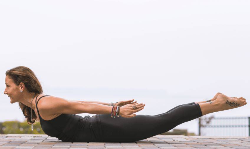 Асаны в йоге: позы йоги и упражнения для начинающих