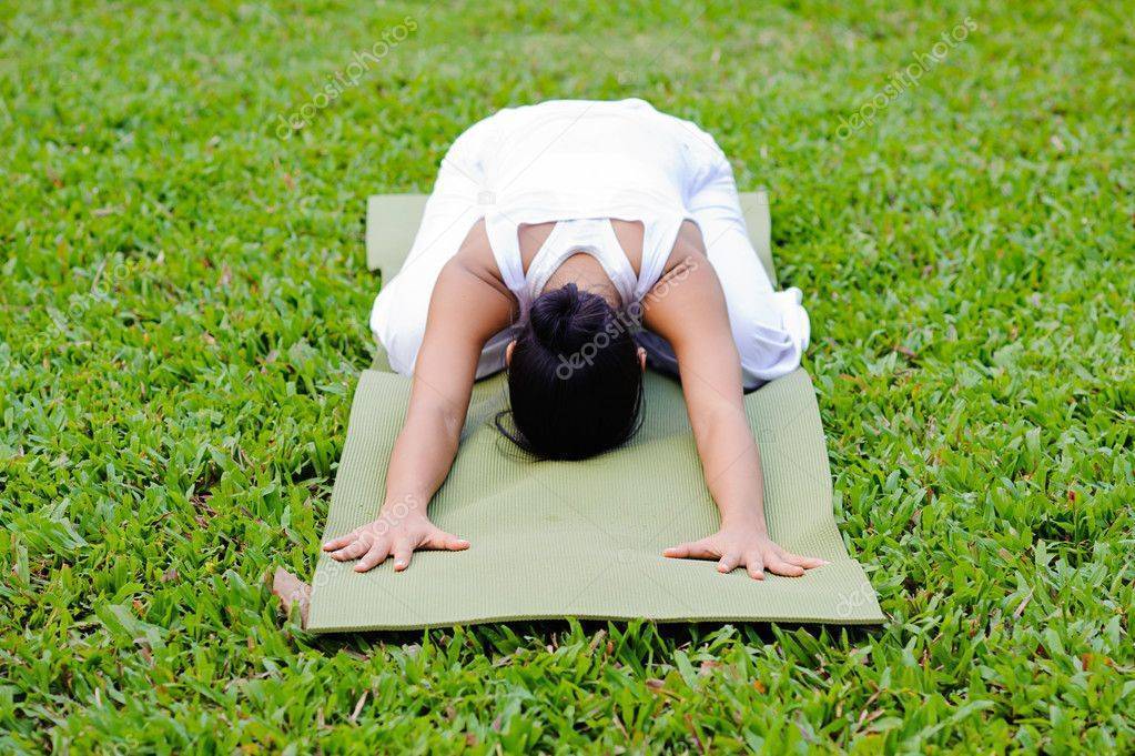 Йога анти-стресс: 5 поз для расслабления