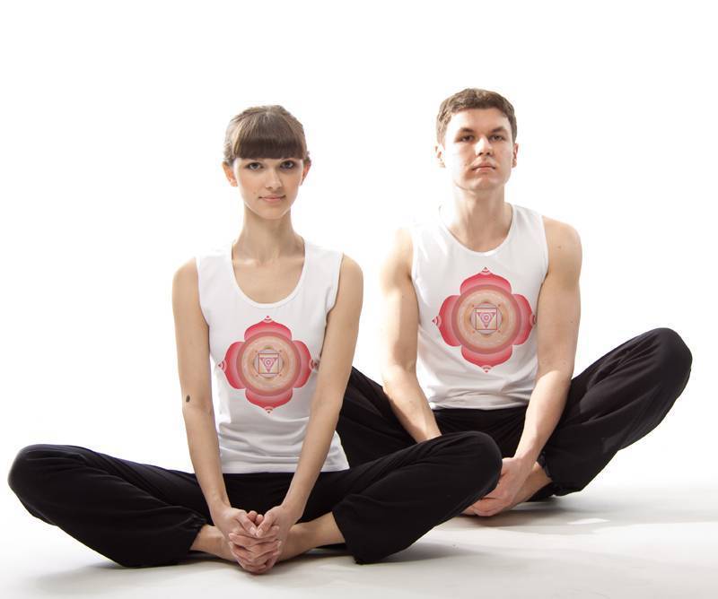 Женская одежда для йоги — авторские модели, натуральные ткани.