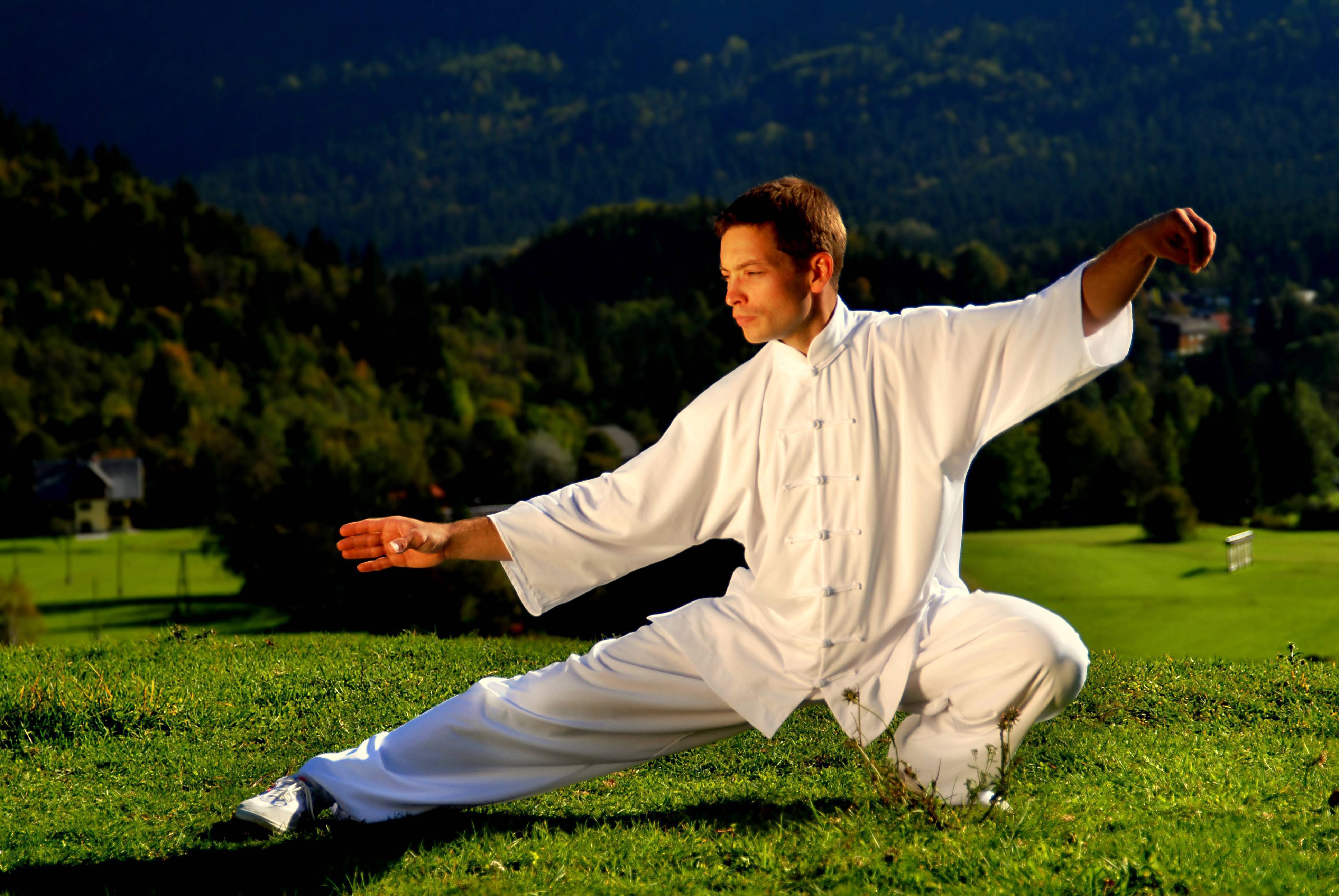 Упражнения даосских практик для мужчин и женщин: даосская йога для сохранения здоровья