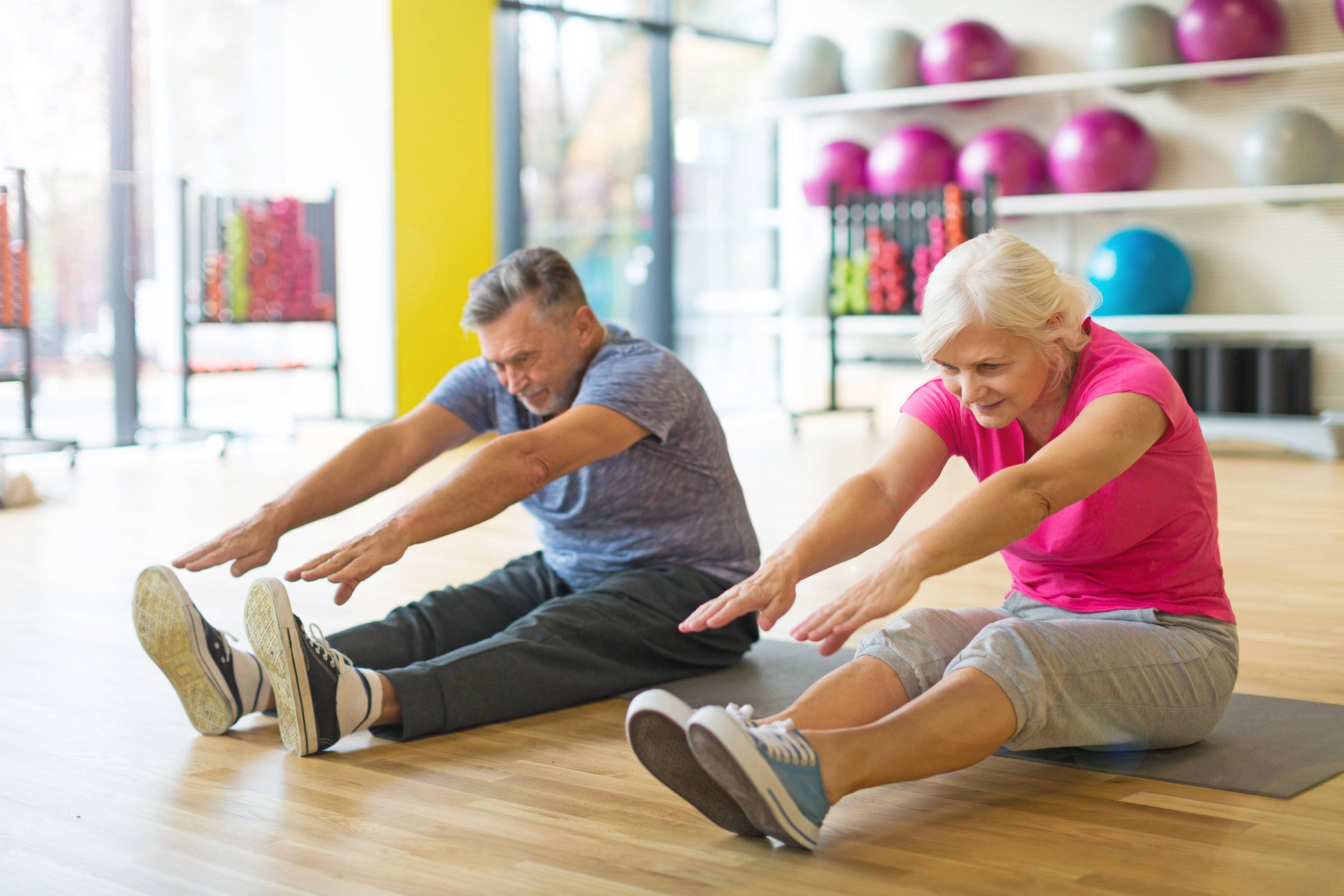 Позы долголетия: какие асаны из йоги напрямую влияют на процессы старения