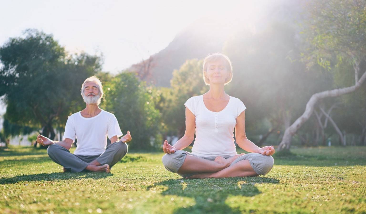 12 удивительных преимуществ йоги для здоровья женщины