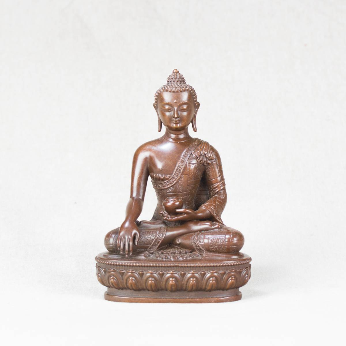 Буддийские мудры - что означают и как правильно их выполнять?