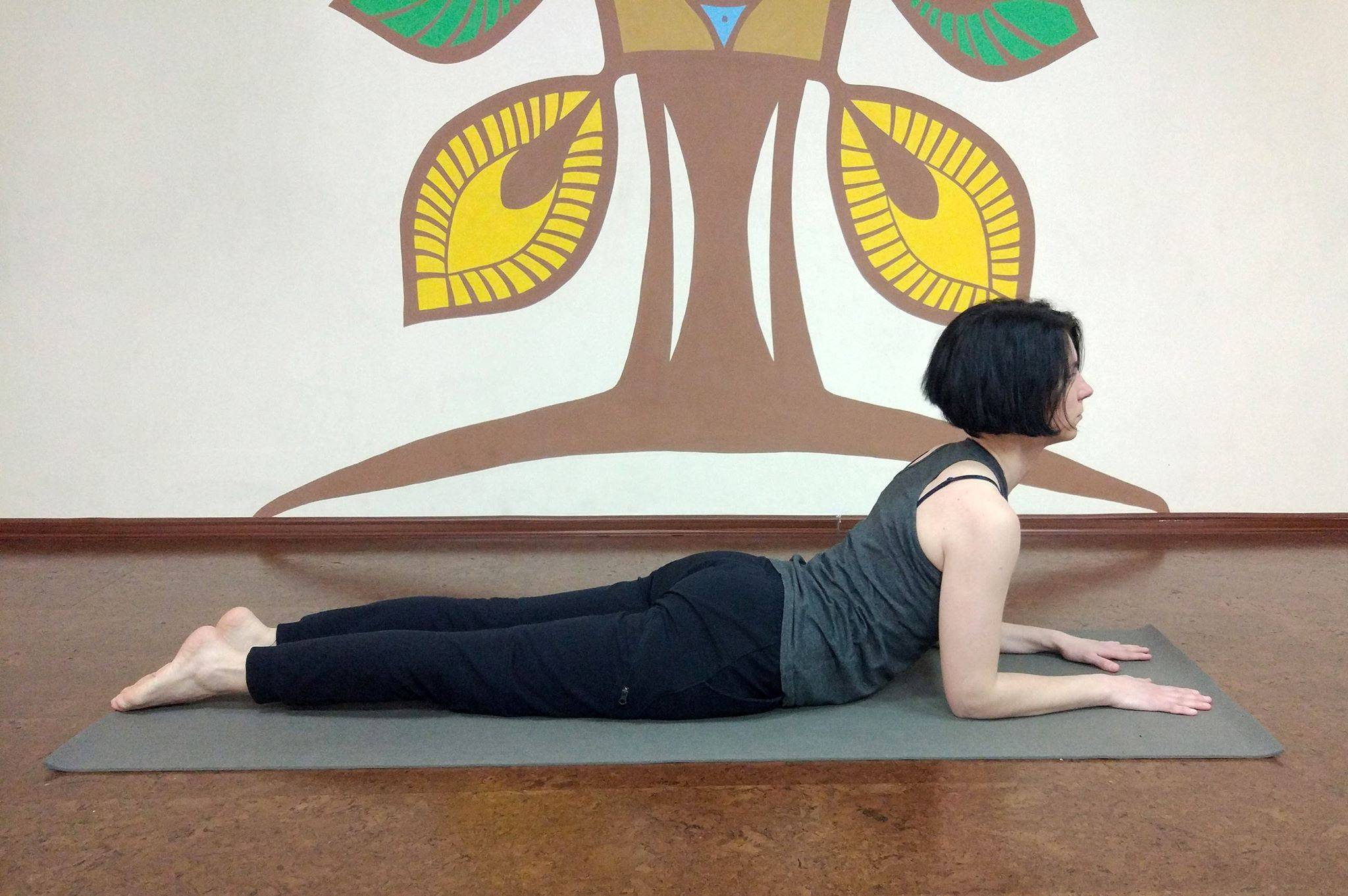 9 асан йоги для исправления осанки от сутулости, выпрямления позвоночника и спины