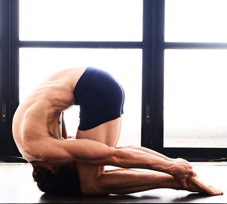 Прокачайте мышцы и гибкость: силовая йога для красивой фигуры и повышения выносливости
