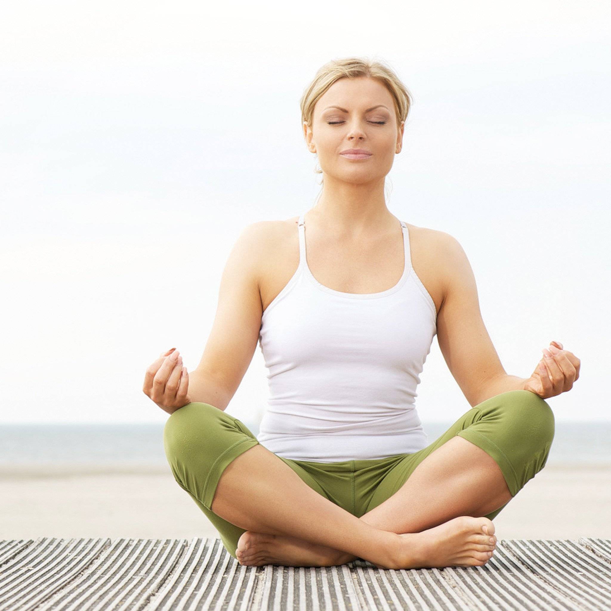 Чем полезна йога для организма и здоровья, какие виды и занятия йогой выбрать