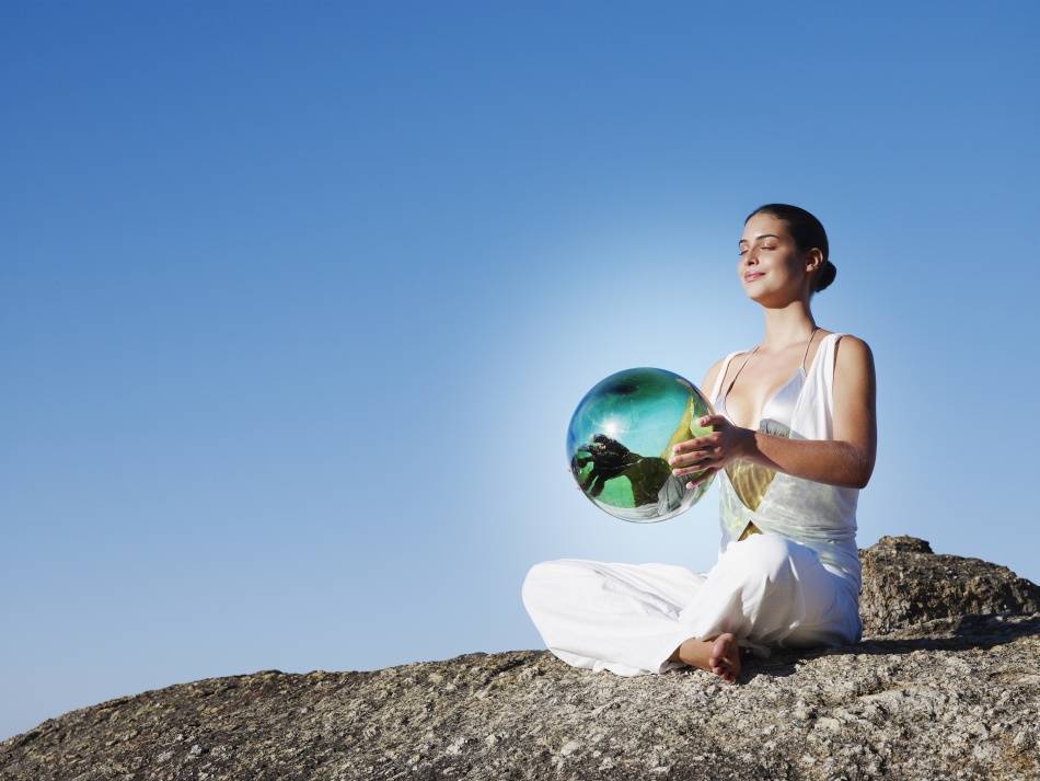 Начните день с утренних медитаций: эффективные и простые практики для женщин