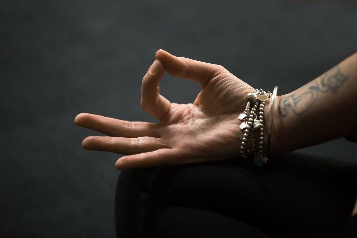 Гьяна-йога — путь философских размышлений