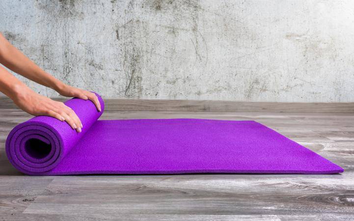 Топ-6 лучших ковриков для йоги – рейтинг 2021 года