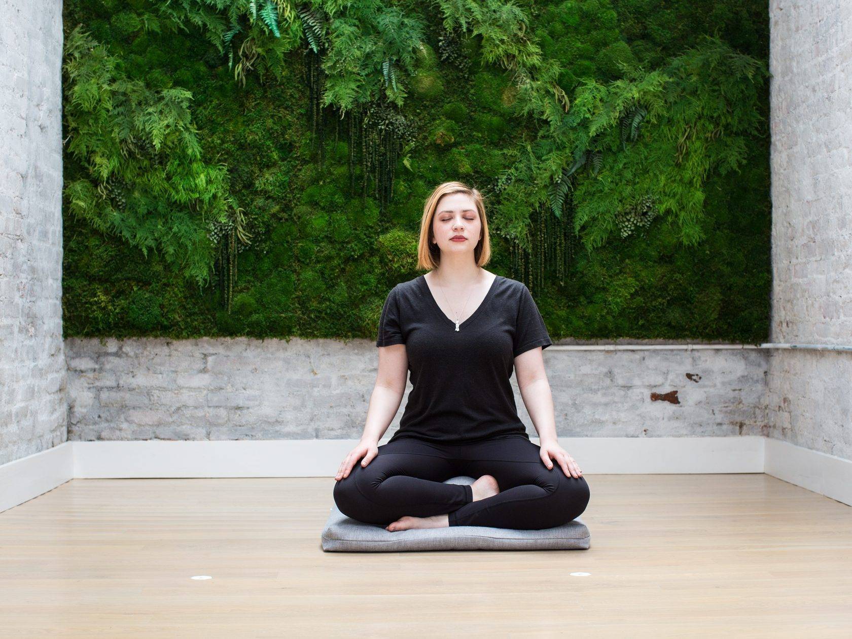 Как научиться медитировать новичкам в домашних условиях? | хочу все знать – полезные и интересные статьи