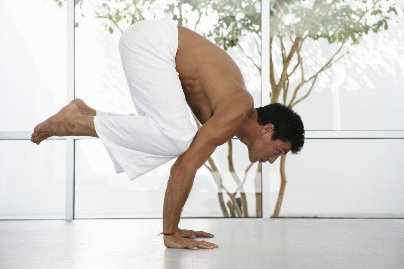 Силовая йога: асаны для мужчин (фото)