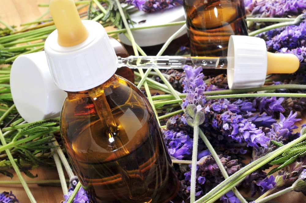 Эфирные масла и ароматерапия: 7 способов применения масел
