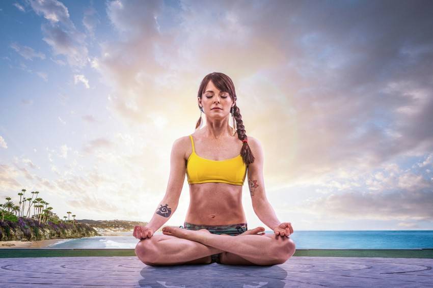 Карма — это йога, указывающая путь к освобождению