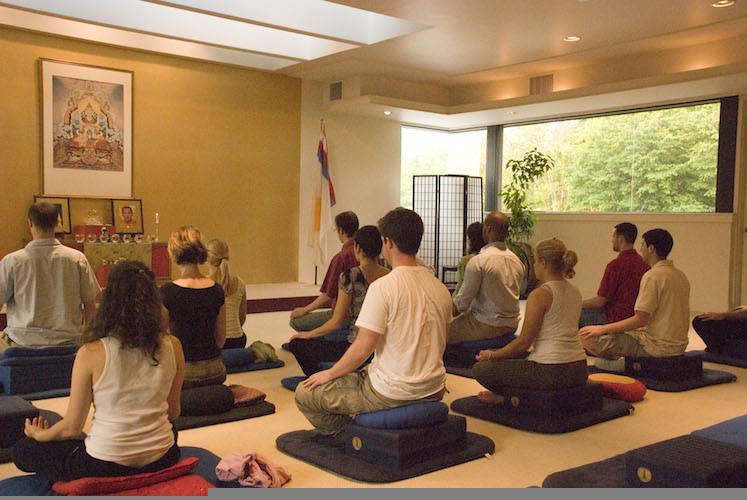 Випассана: курс 10 дней медитации по технике гоенки. отзыв.