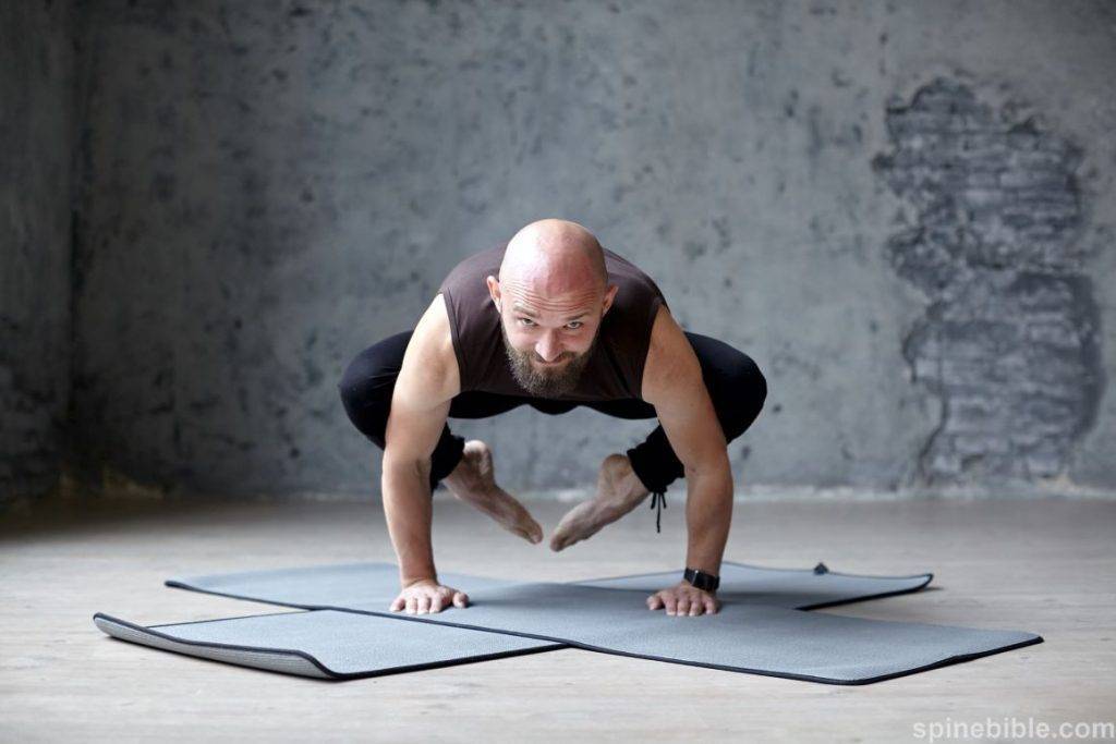 Подходит ли йога для мужчин: советы для начинающих и эффекты от практики
