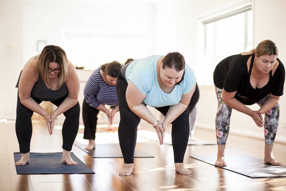 Йога для полных людей: комплекс упражнений, похудение