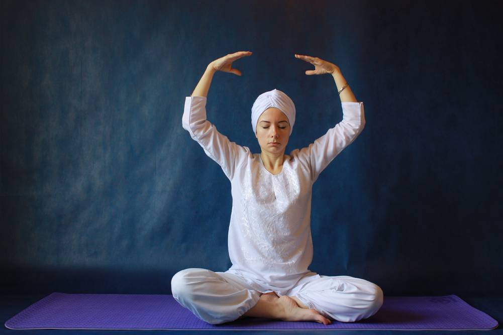 Раджа-йога: царица йог. упражнения и практика.