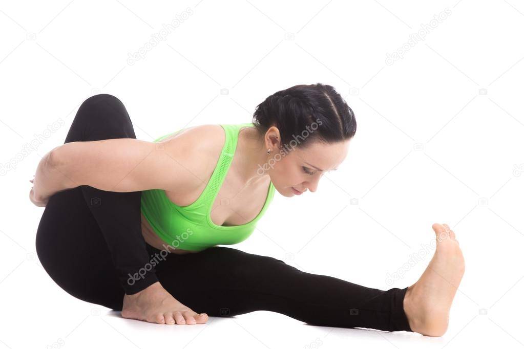 Эффективное укрепление рук и пресса: боковая планка в йоге – васиштханаса
