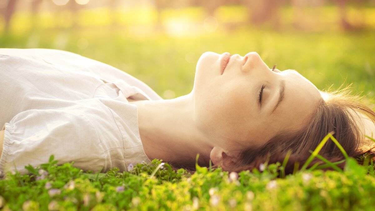 Медитация перед сном для женщин. лучшие практики расслабления