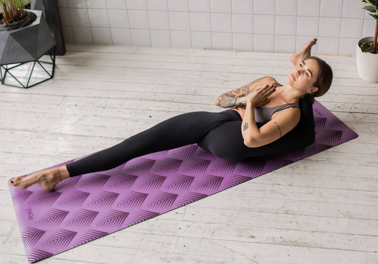 Как стирать коврик для йоги: полезные советы и рекомендации