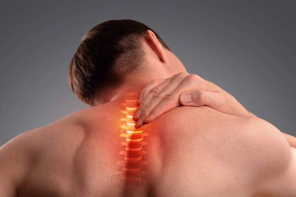 Чем вызвана длительная боль в спине, что делать с межпозвоночной грыжей? врачи ответили на вопросы