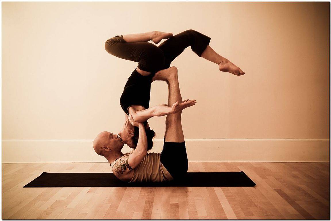 Парная йога - фотоконспект занятия - видео упражнения