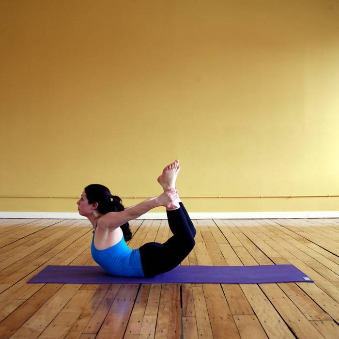 6 поз йоги, которые преобразят ваше тело | relife