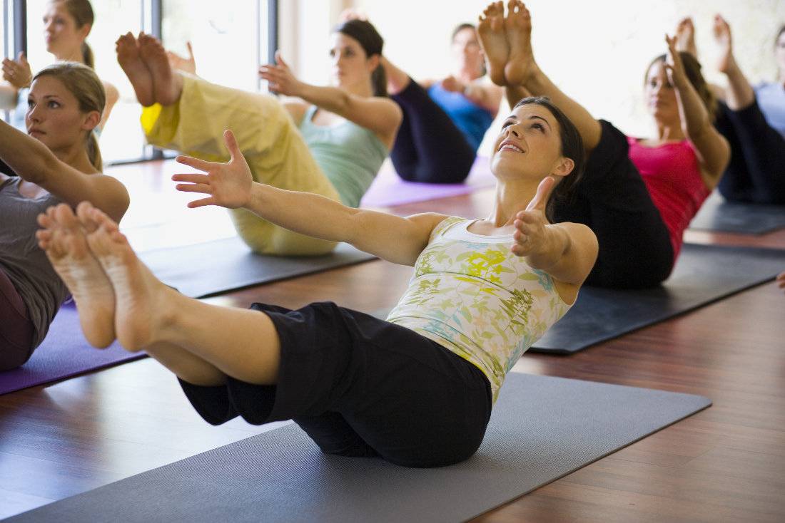 Упражнения для начинающих инь йоги: видео-уроки, что это за направление и его принципы