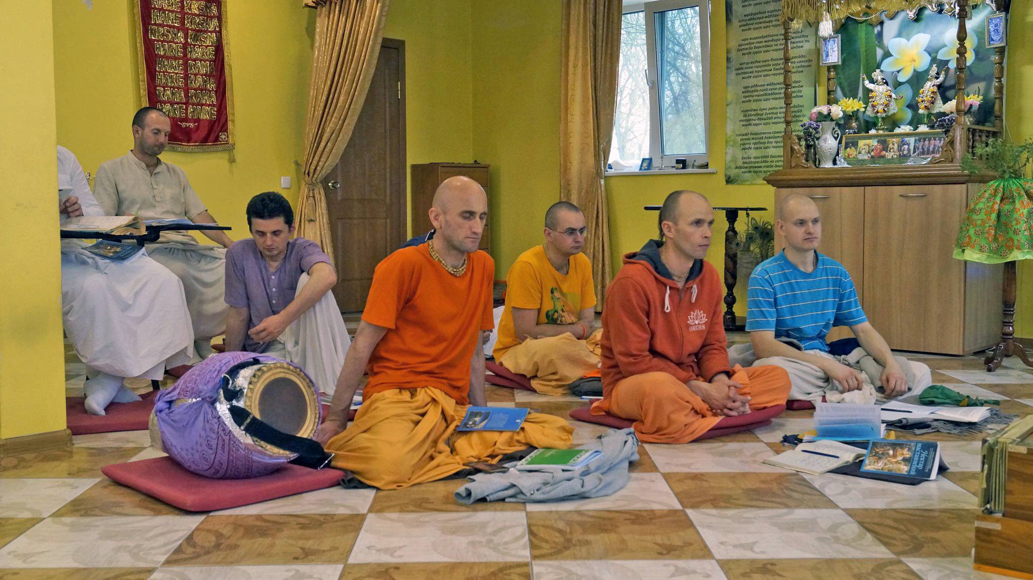 8 ступеней аштанга йоги от индийского философа патанджали