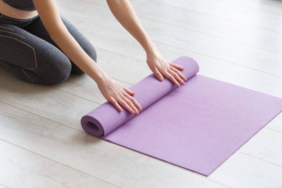 Как правильно выбрать коврик для йоги?