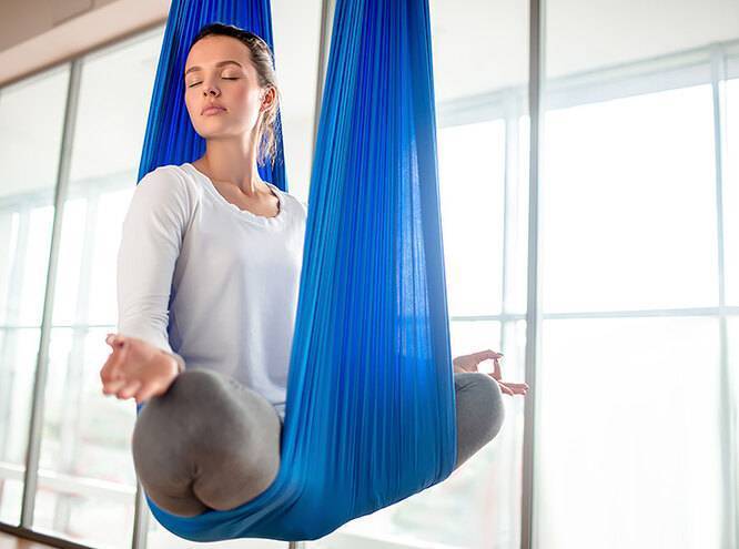 Йога в гамаках (aero yoga): польза, упражнения, отзывы (+5 видео)