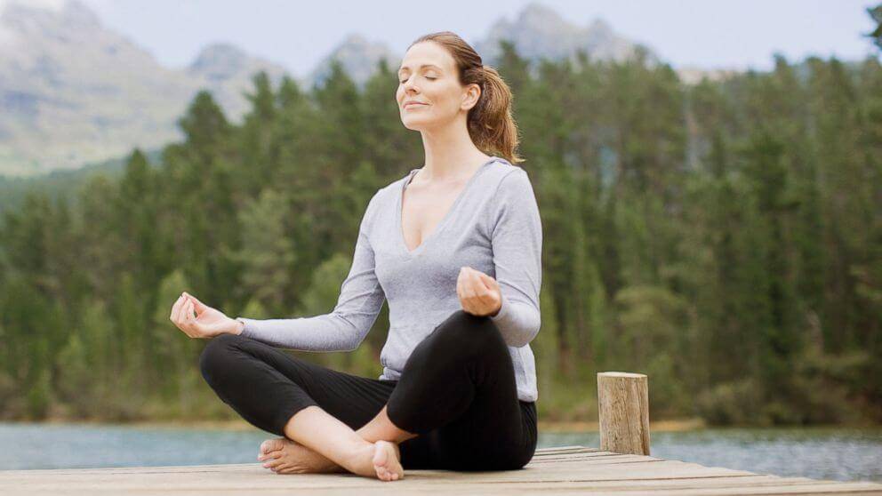 Йога для женского здоровья: 5 положительных эффектов | журнал anysports