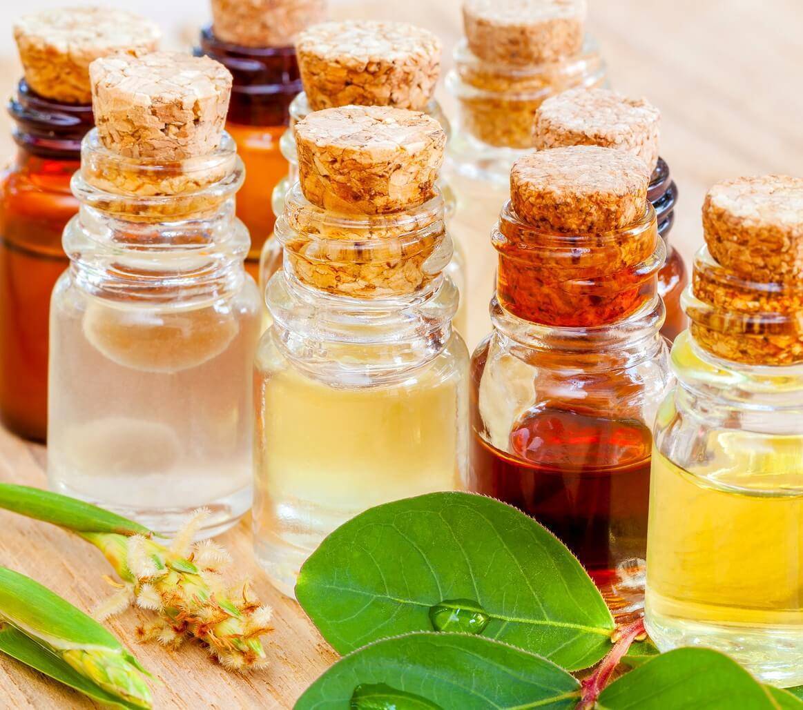 Эфирные масла и ароматерапия: 7 способов применения масел