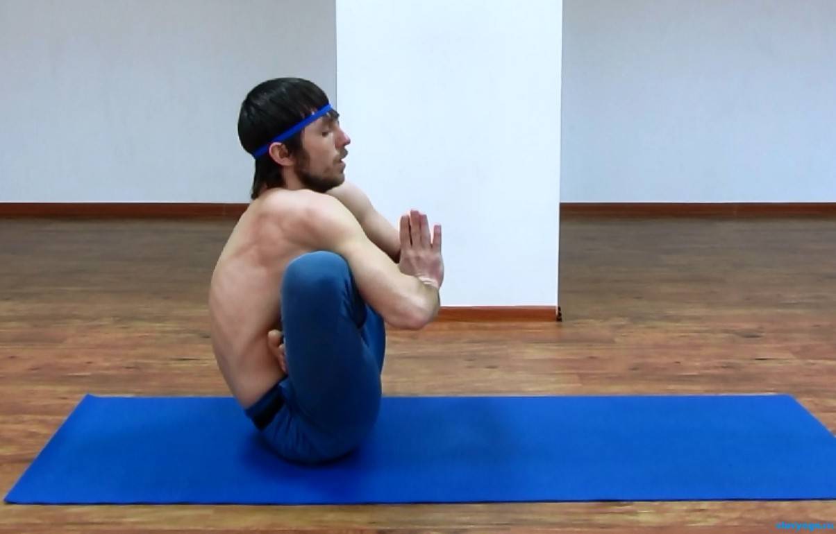 Поза цапли в йоге (краунчасана): техника выполнения с фото и видео