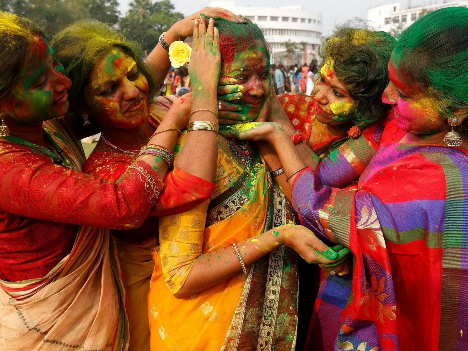 Фестиваль красок в индии - праздник холи. история происхождения праздника