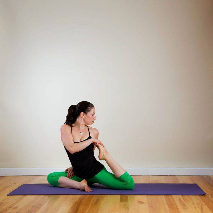 Йога и медитация для снятия стресса: 5 упражнений