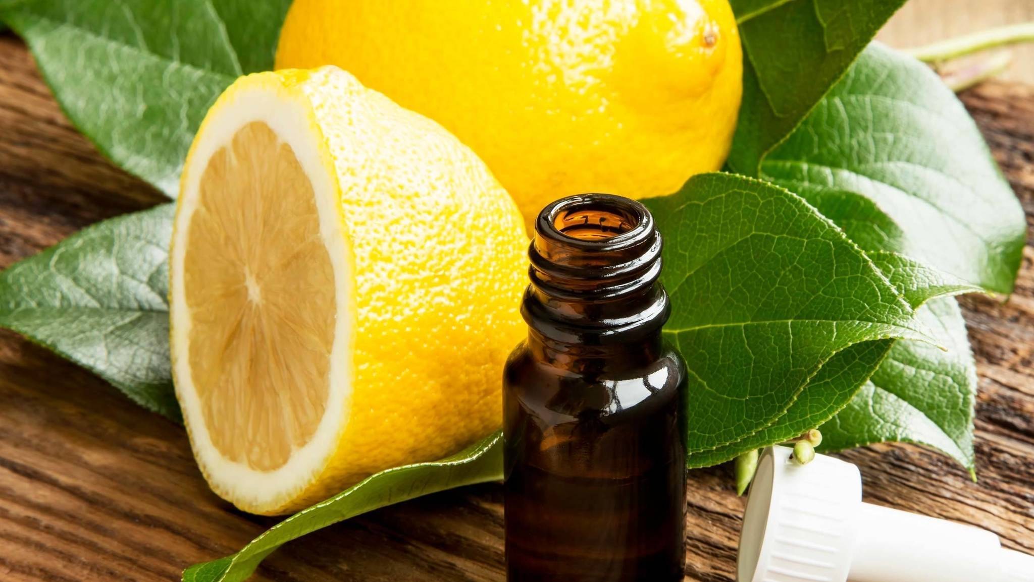 Эфирное масло лимона для красоты лица