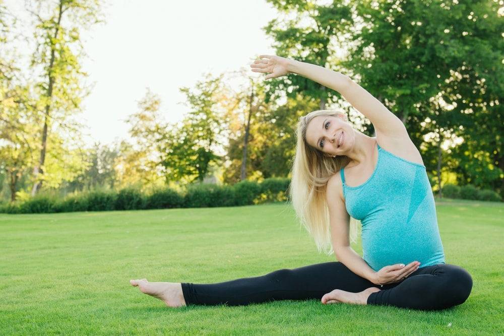 Йога и беременность. безопасно ли это?
