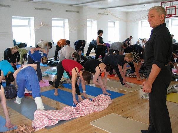 Школа йоги — путь к здоровью вместе с Бойко
